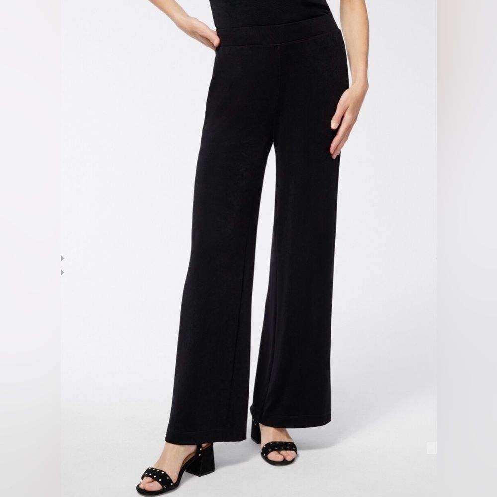 Chico’s Travelers Slinky Wide Leg Pants Size 3P US XLP Color Black Side Pocket‎